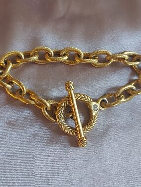 Jay Strongwater Toggle Bracelet